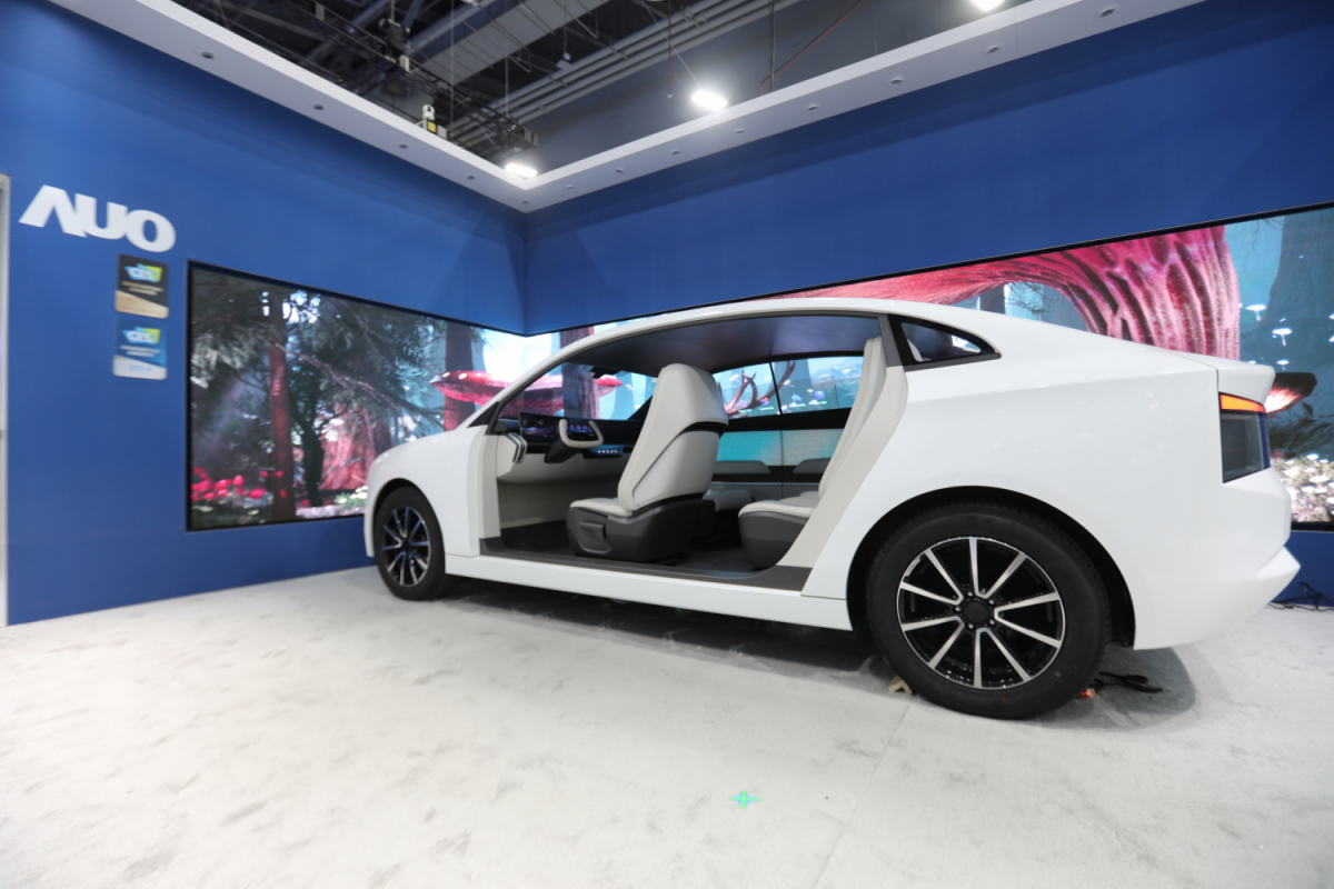 ƴȫSmart Cockpit 2024ʾӦóɹͷMicro LEDռʾܵȫǻգӪͻʽӾ飬¶ǻգݳԱȫλ